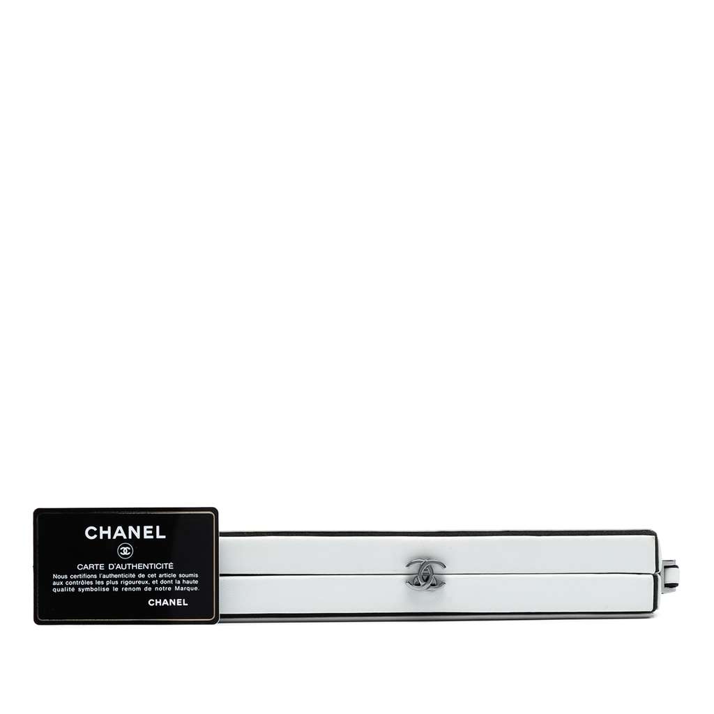 Chanel CC Lambskin Box Clutch - Detail 2