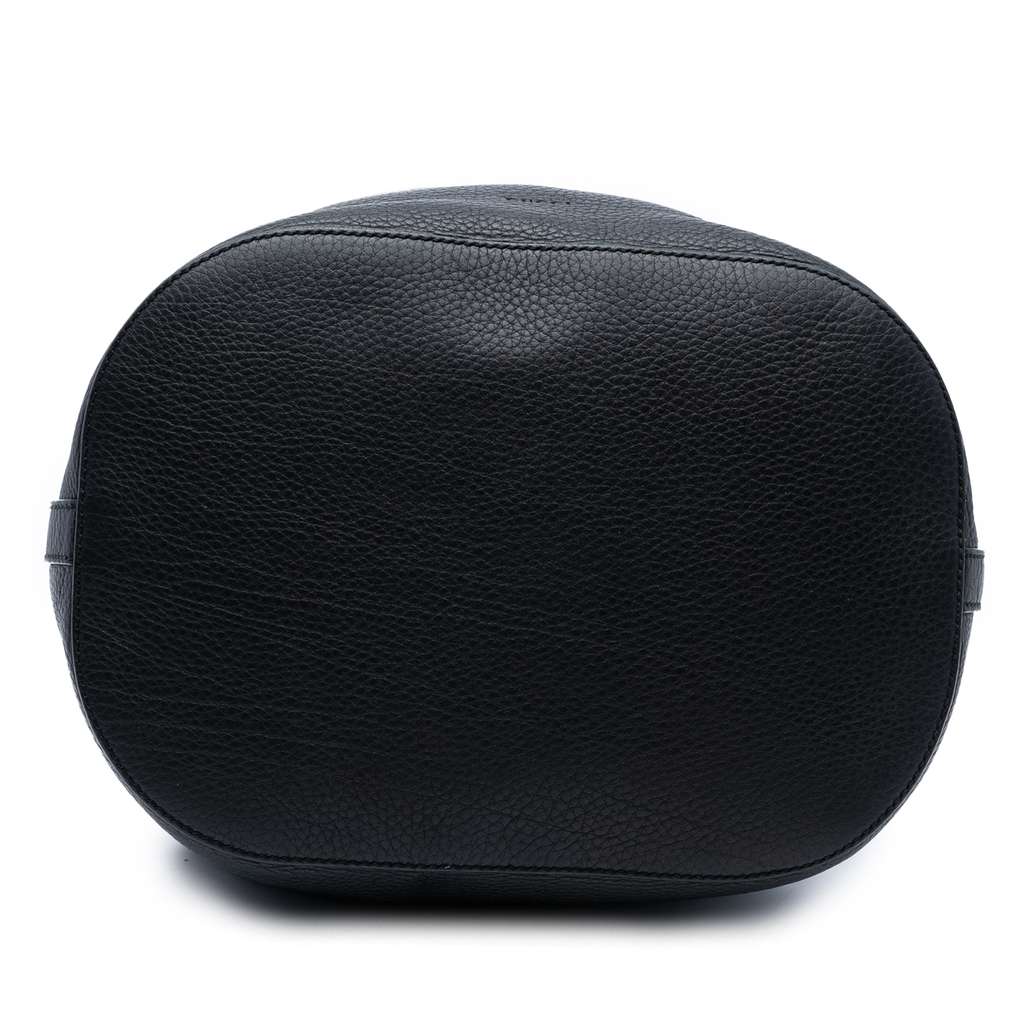 Gucci Pebbled Calfskin Miss Bamboo Tassel Bucket Bag - Image 6