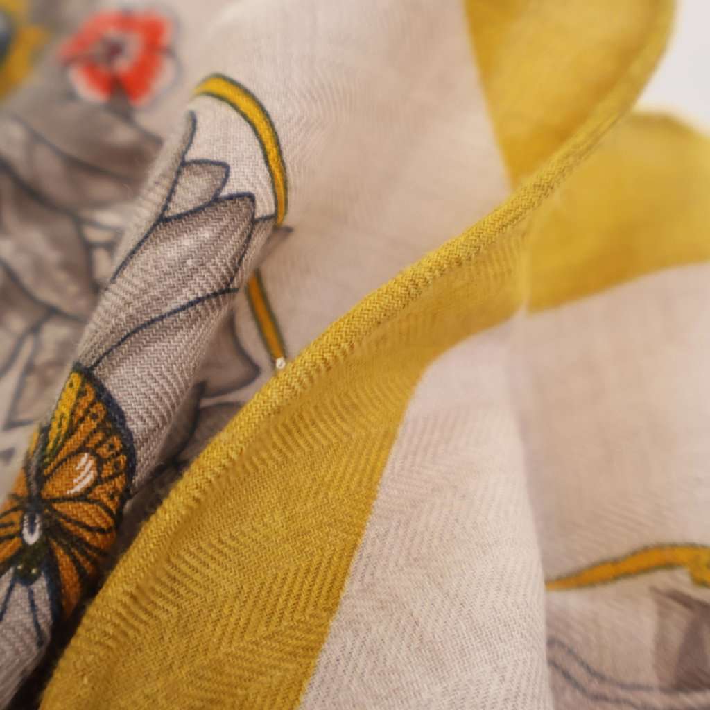 Hermès Jungle Love Cashmere Silk Triangle Scarf - Back view