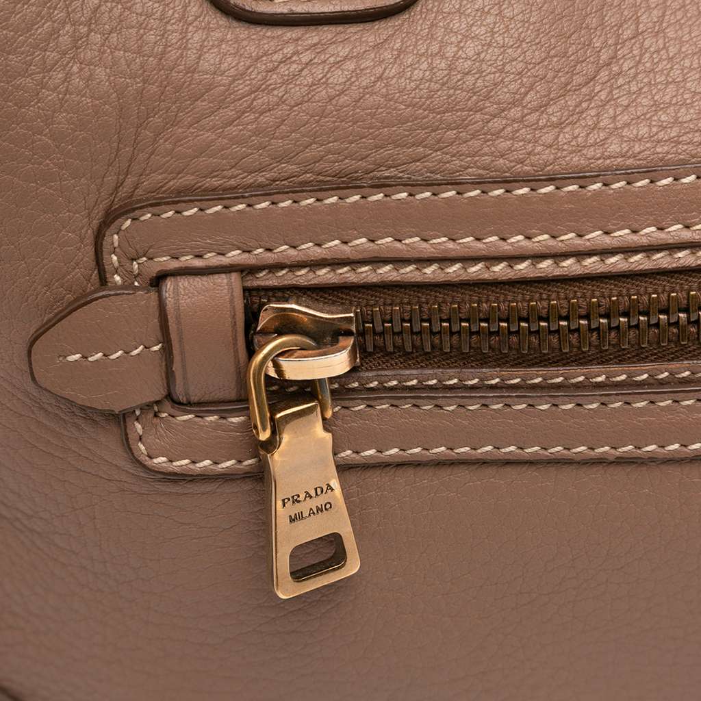 Prada Cervo Open Convertible Tote - Detail 2
