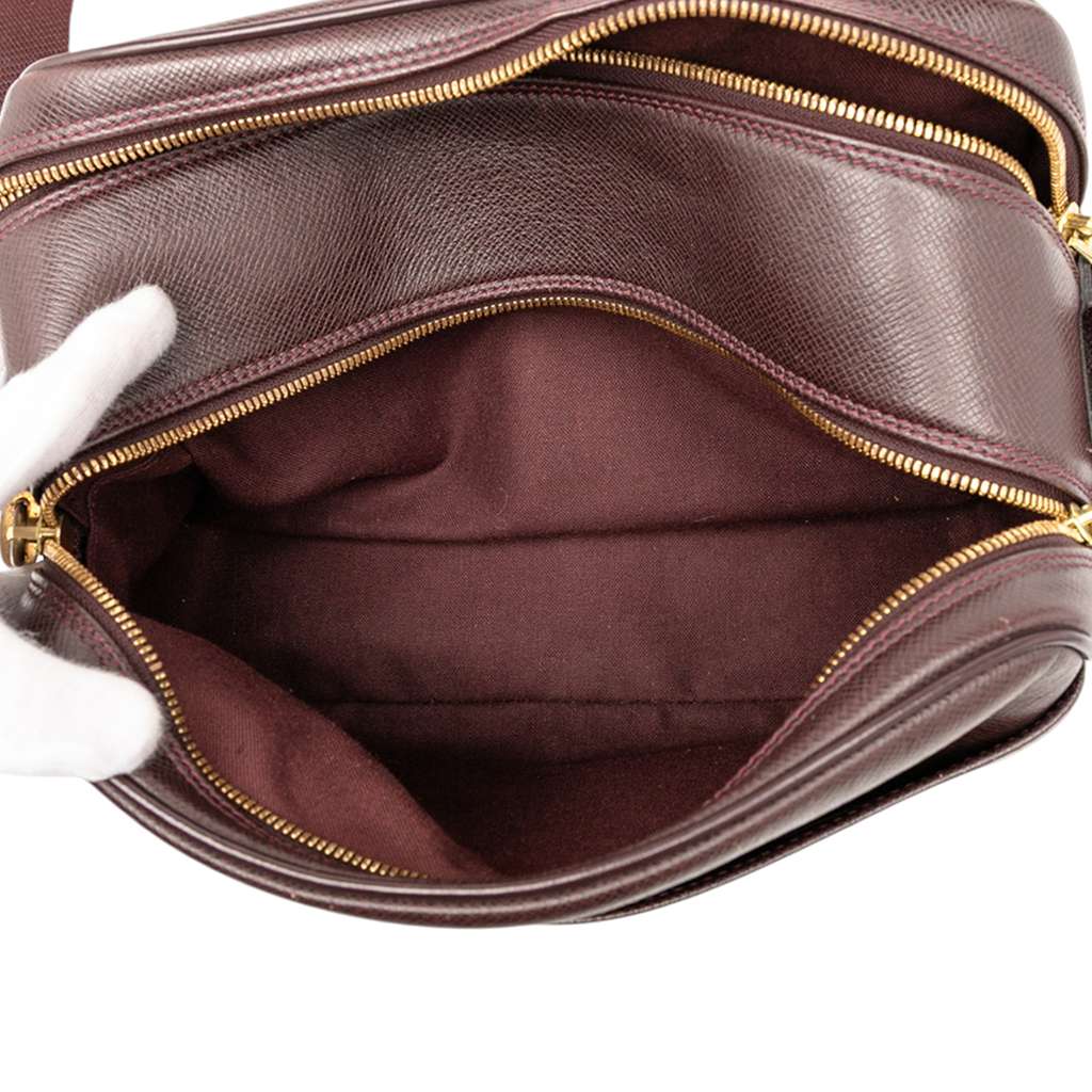 Louis Vuitton Taiga Reporter PM - 4