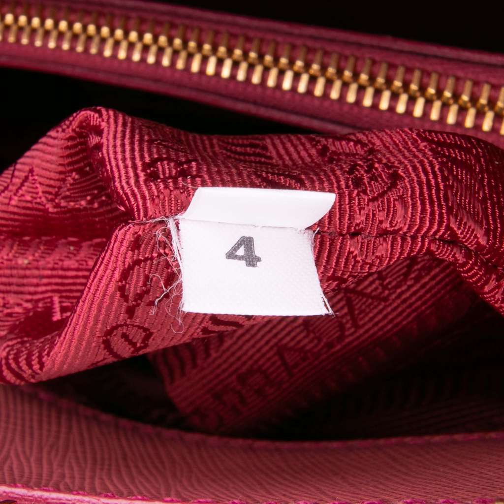 Prada Medium Saffiano Lux Promenade Satchel - Detail 1