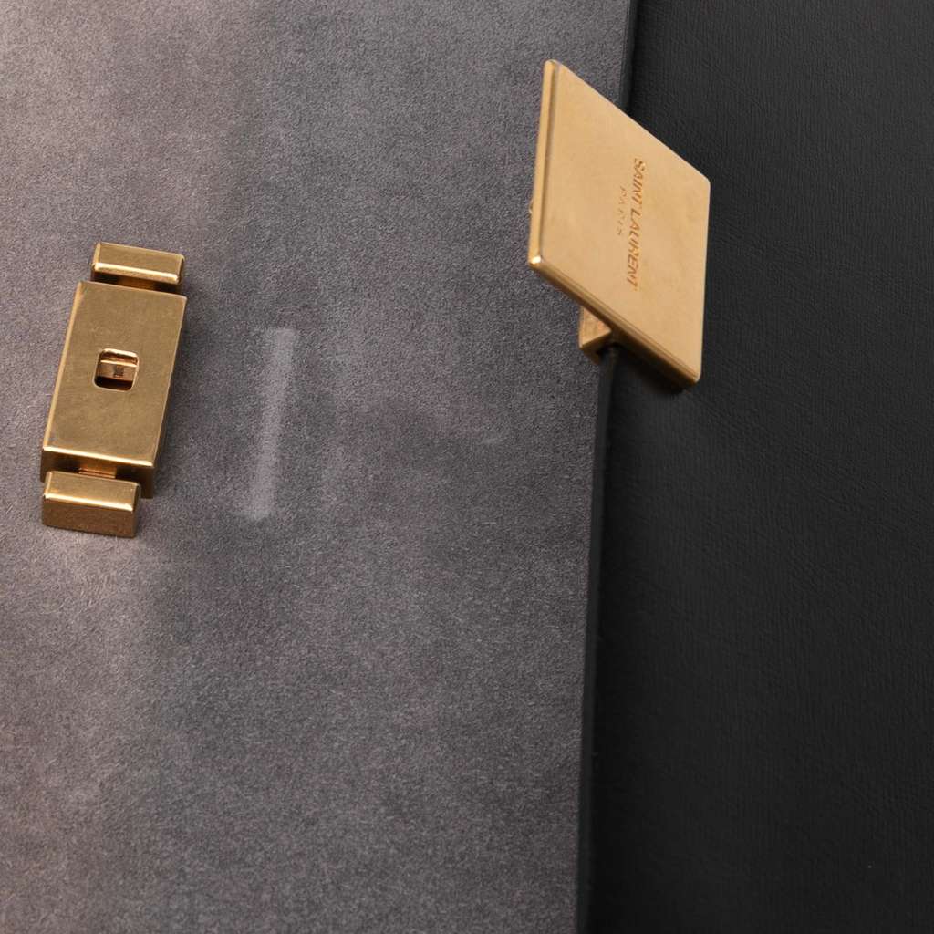 Saint Laurent Medium Calfskin and Suede Bellechasse Bag - Detail 2