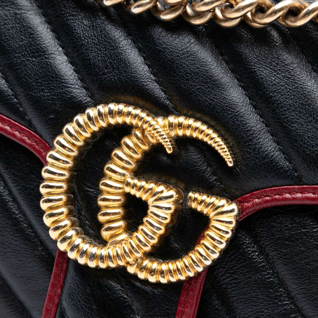 Gucci Medium GG Marmont Matelasse Diagonal Leather Torchon Shoulder Bag - Detail 1