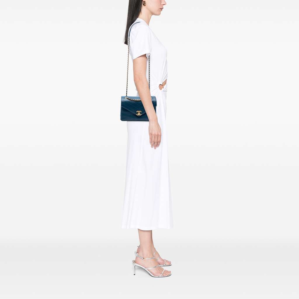 Chanel Small Chevron Lambskin Stitched Envelope Flap - Detail 2