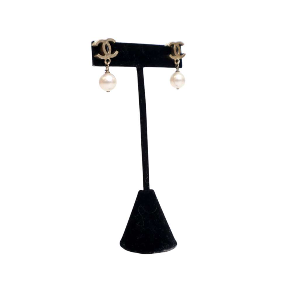 Chanel Gold Plated CC Faux Pearl Drop Push Back Earrings - Detail 2