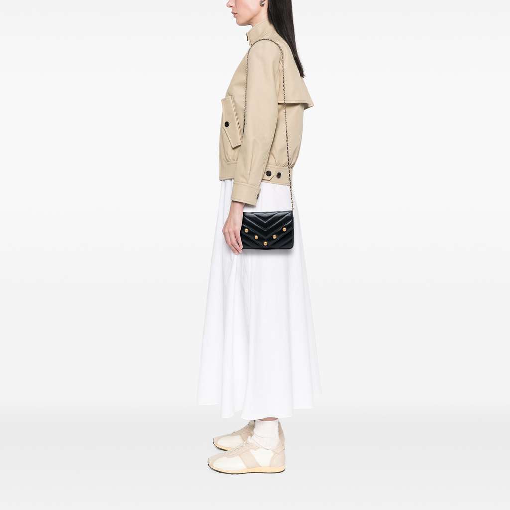 Chanel Chevron Lambskin Button Wallet On Chain - Detail 2