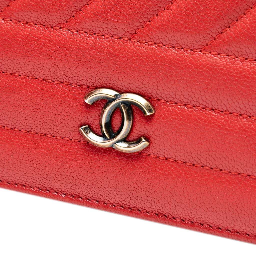 Chanel Quilted Goatskin Diagonal Wallet On Chain - Detail 1