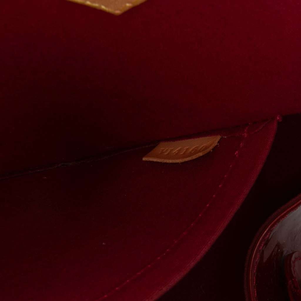 Louis Vuitton Monogram Vernis Sherwood PM - Detail 1