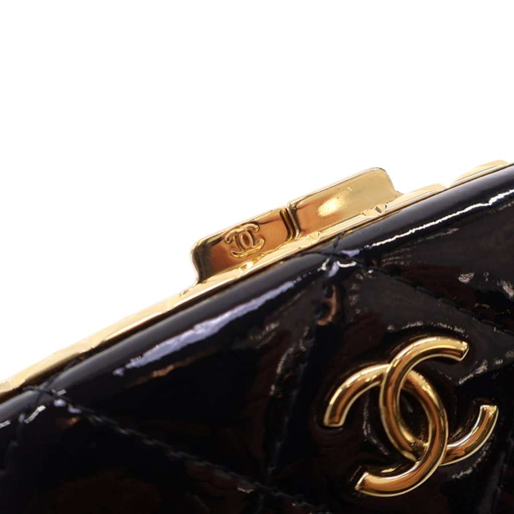 Chanel Small Glazed Goatskin Box With Chain - Detail 2