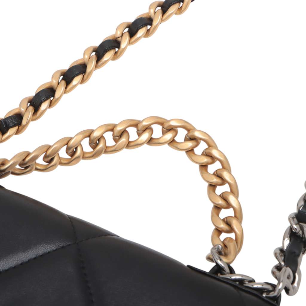 Chanel Quilted Lambskin 19 Wallet on Chain - Image 11