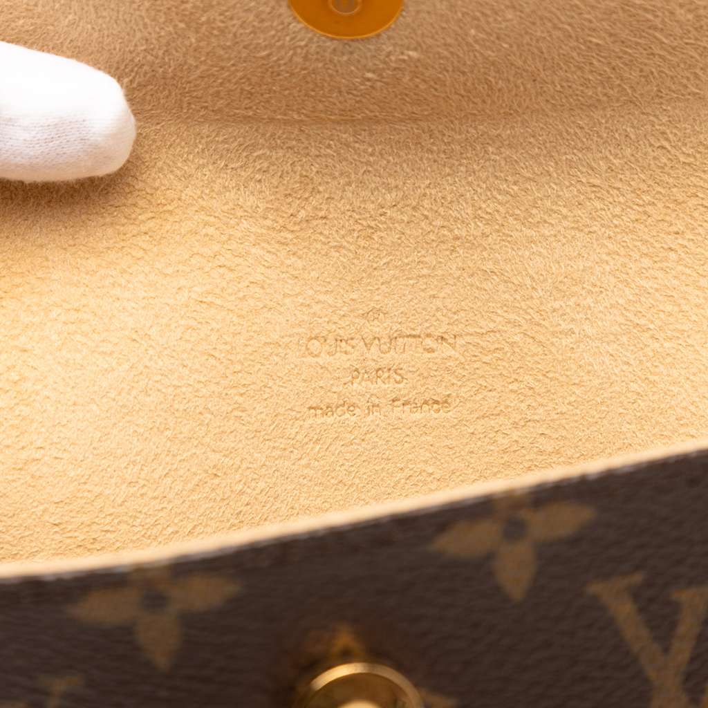 Louis Vuitton Monogram Pochette Florentine - Side view