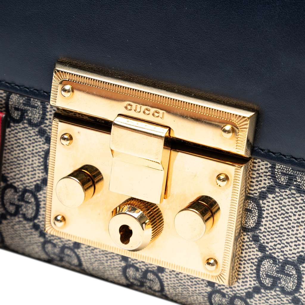 Gucci Small GG Supreme Padlock Crossbody - Detail 1