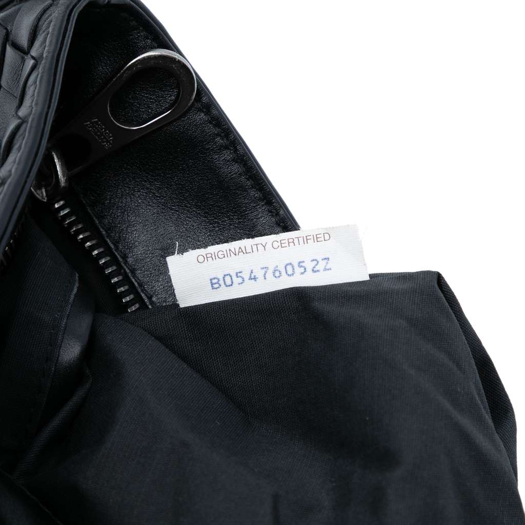 Bottega Veneta Nappa Intrecciato VN Crossbody - Detail 1