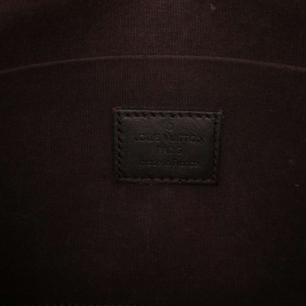 Louis Vuitton Monogram Vernis Pochette Felicie - Side view