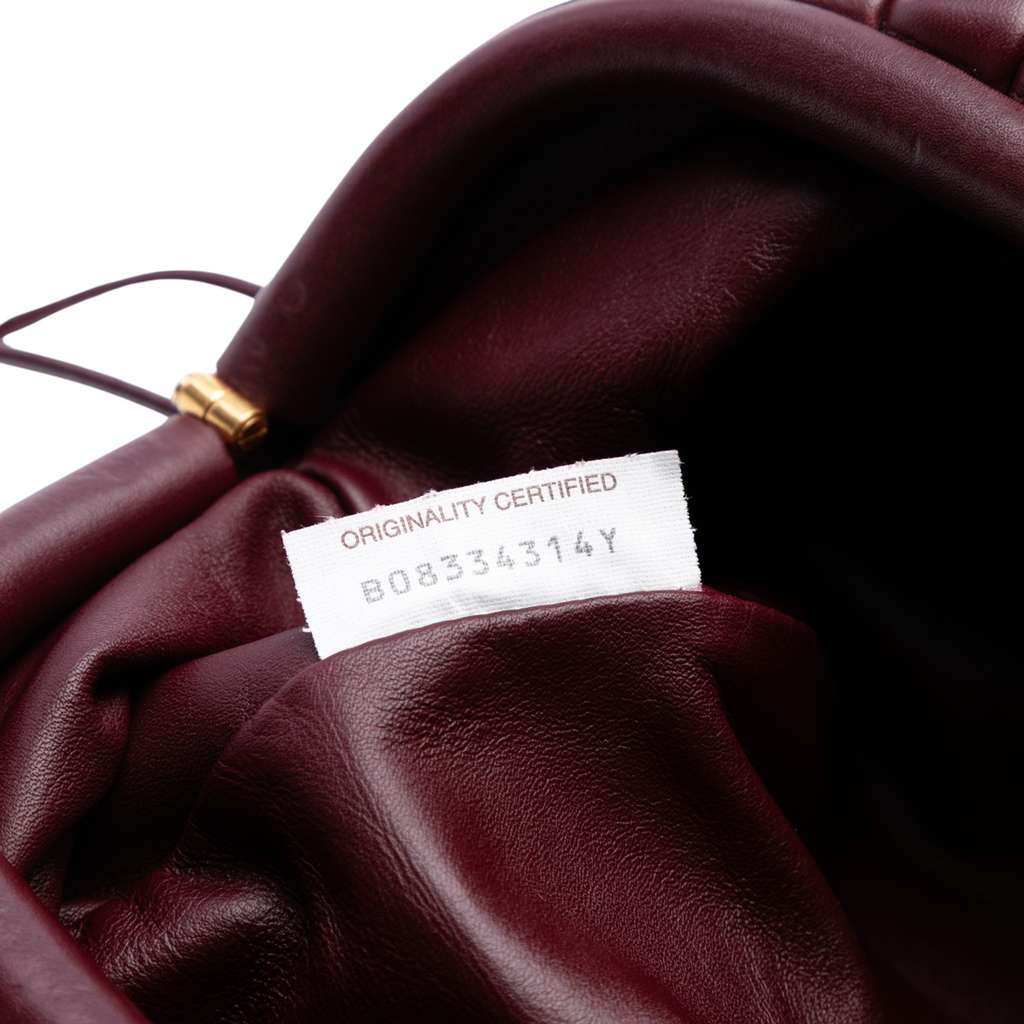 Bottega Veneta Lambskin The Mini Pouch Crossbody - Detail 1