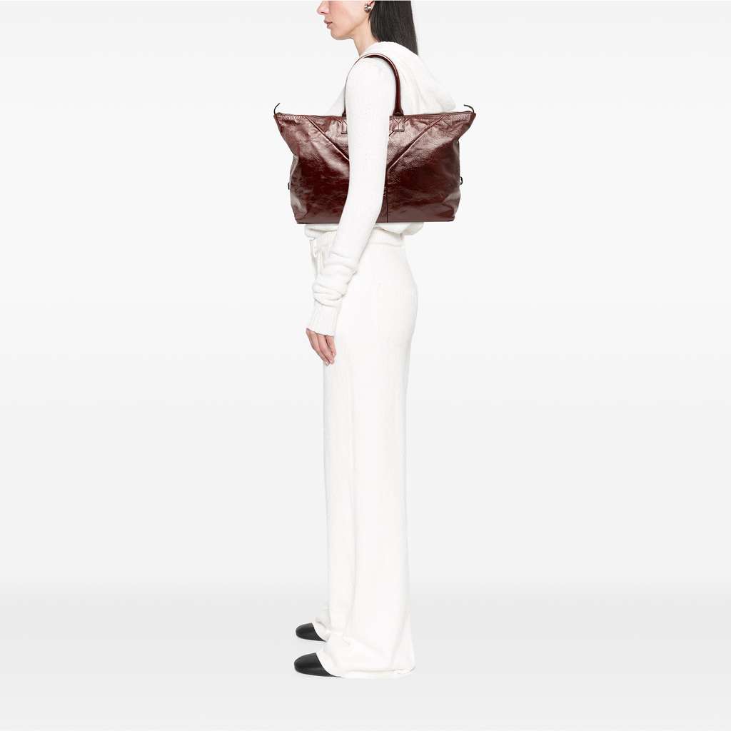 Saint Laurent Medium Textured Patent Easy Y Tote - Image 10