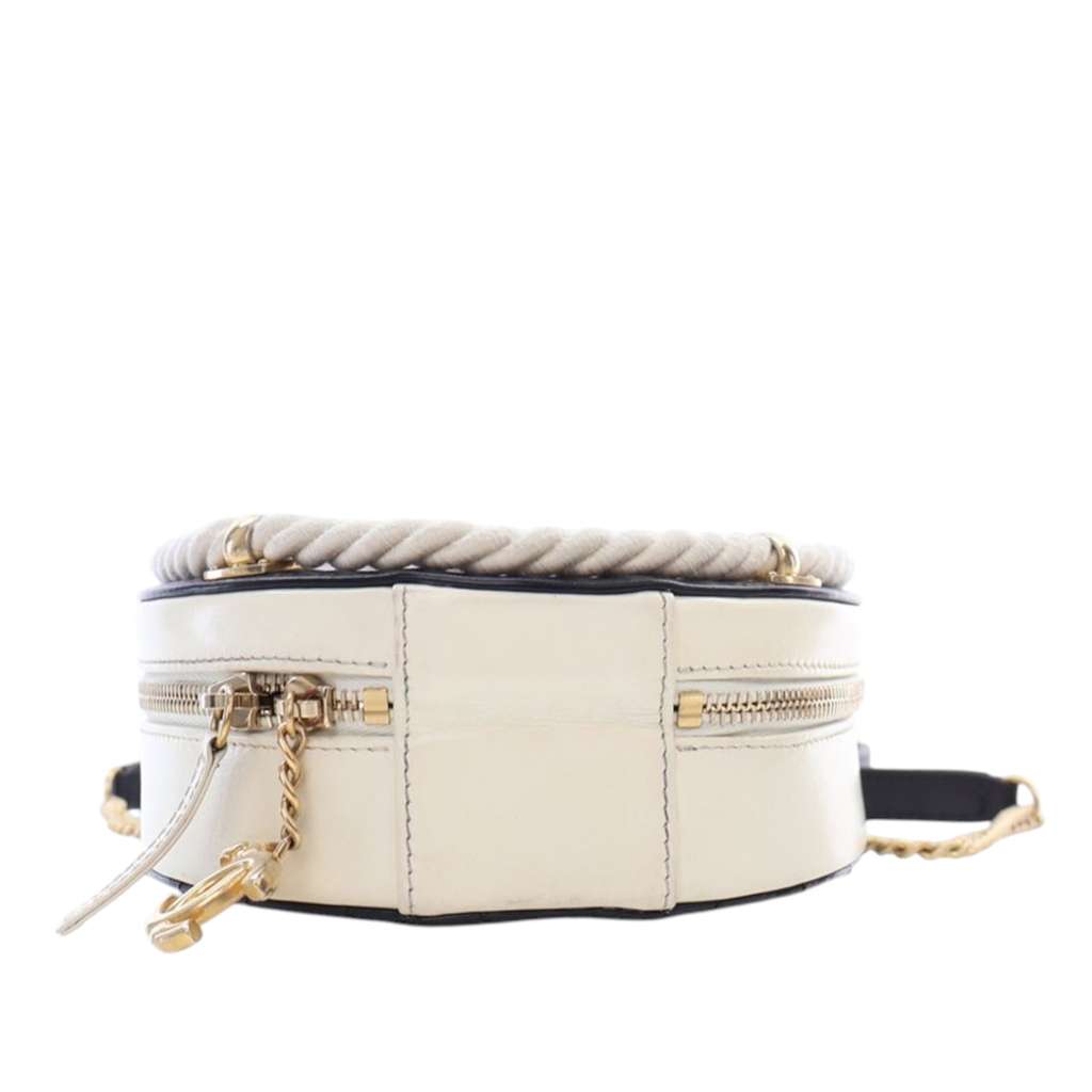 Chanel Crumpled Calfskin En Vogue Round Bag - 4