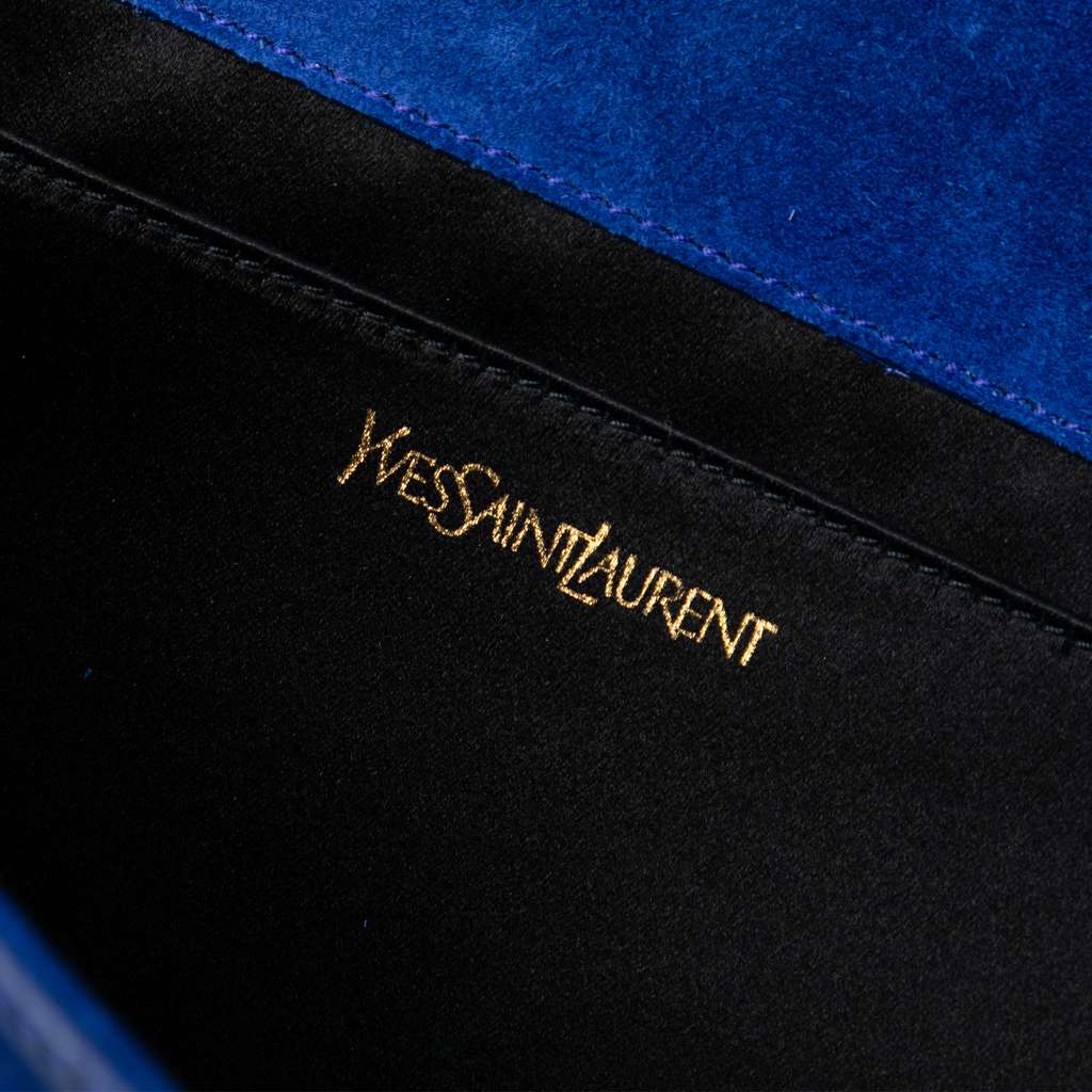 Saint Laurent Large Patent Belle De Jour Clutch - Side view