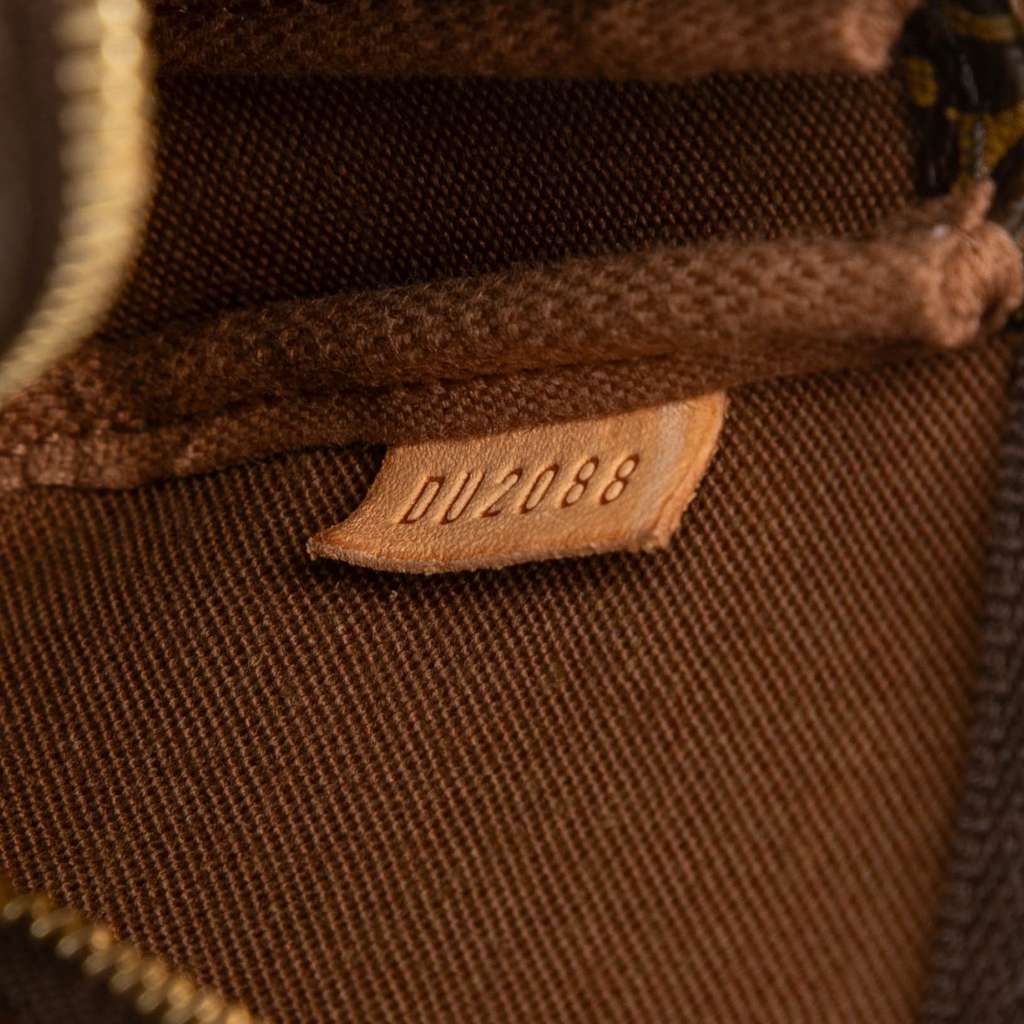 Louis Vuitton Monogram Mini Pochette Accessoires - Detail 1