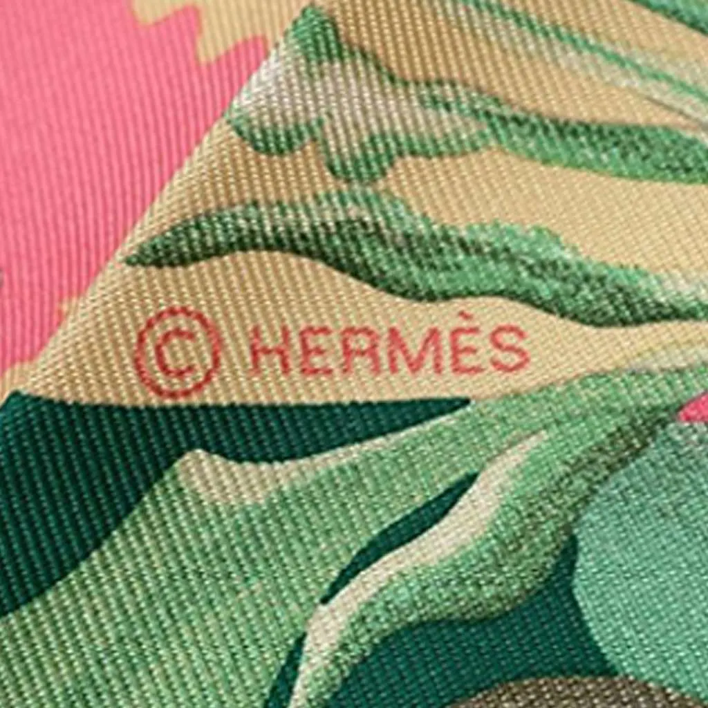 Hermès Un Carre sur L Herbe Silk Scarf 90 Green Silk Very good - Inside View