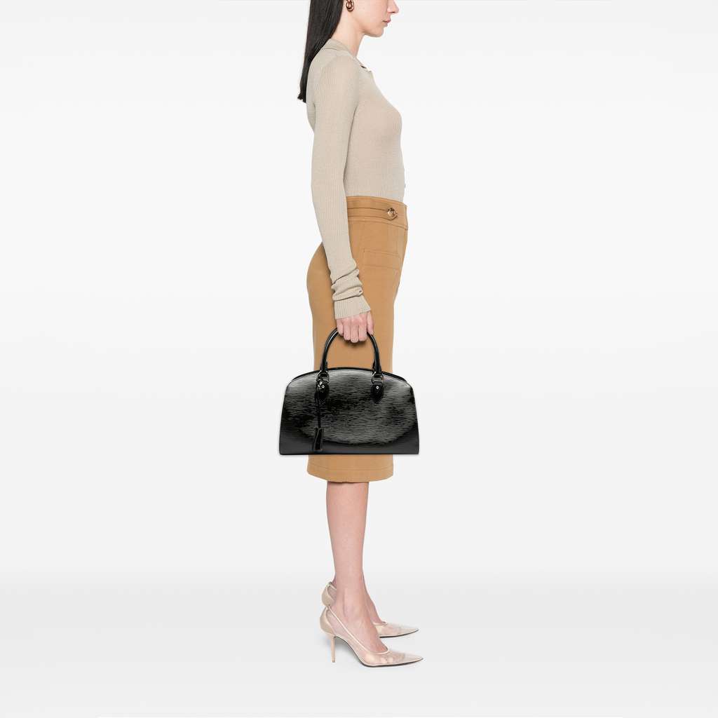 Louis Vuitton Electric Epi Pont Neuf PM - Detail 2