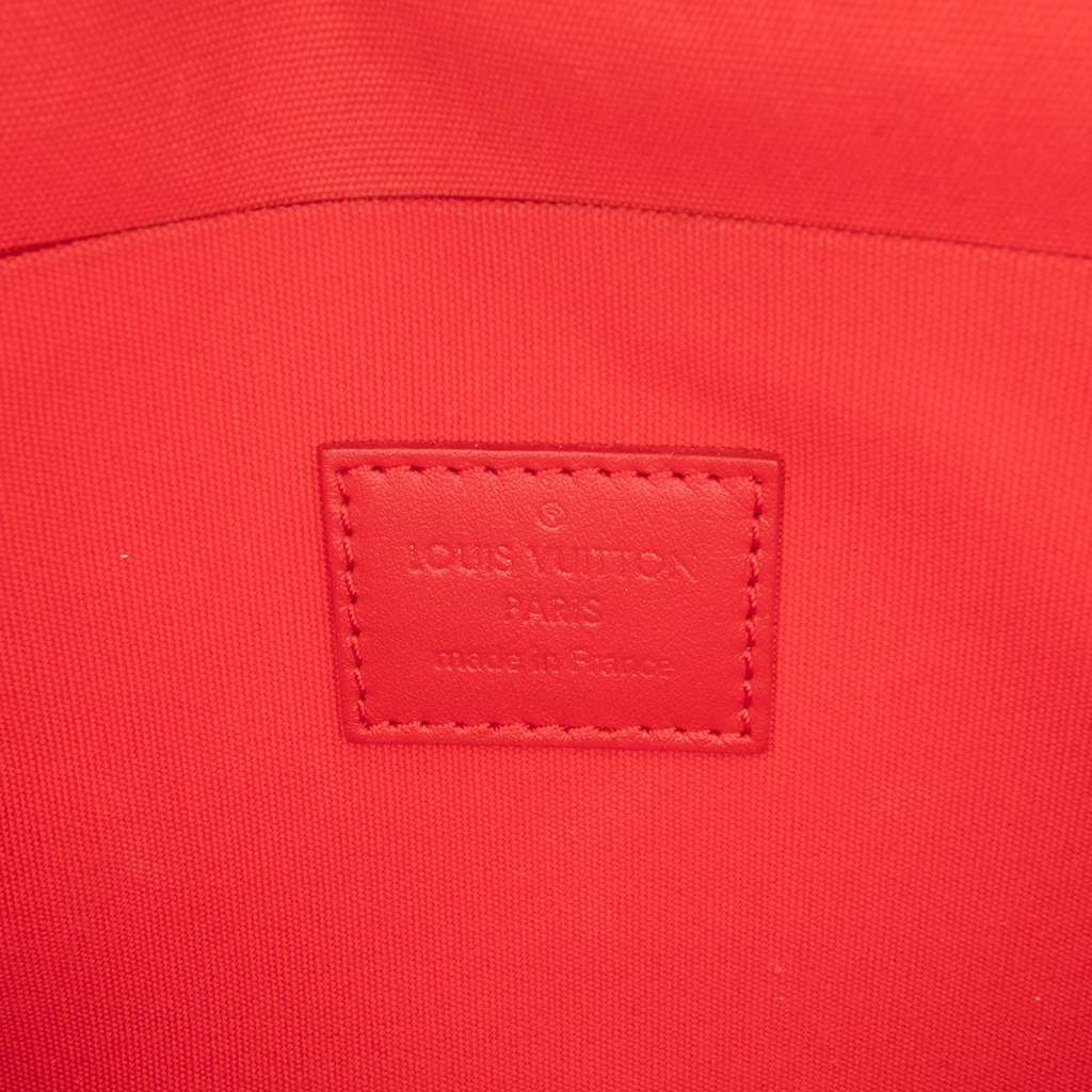 Louis Vuitton Monogram Vernis Pochette Felicie - Side view