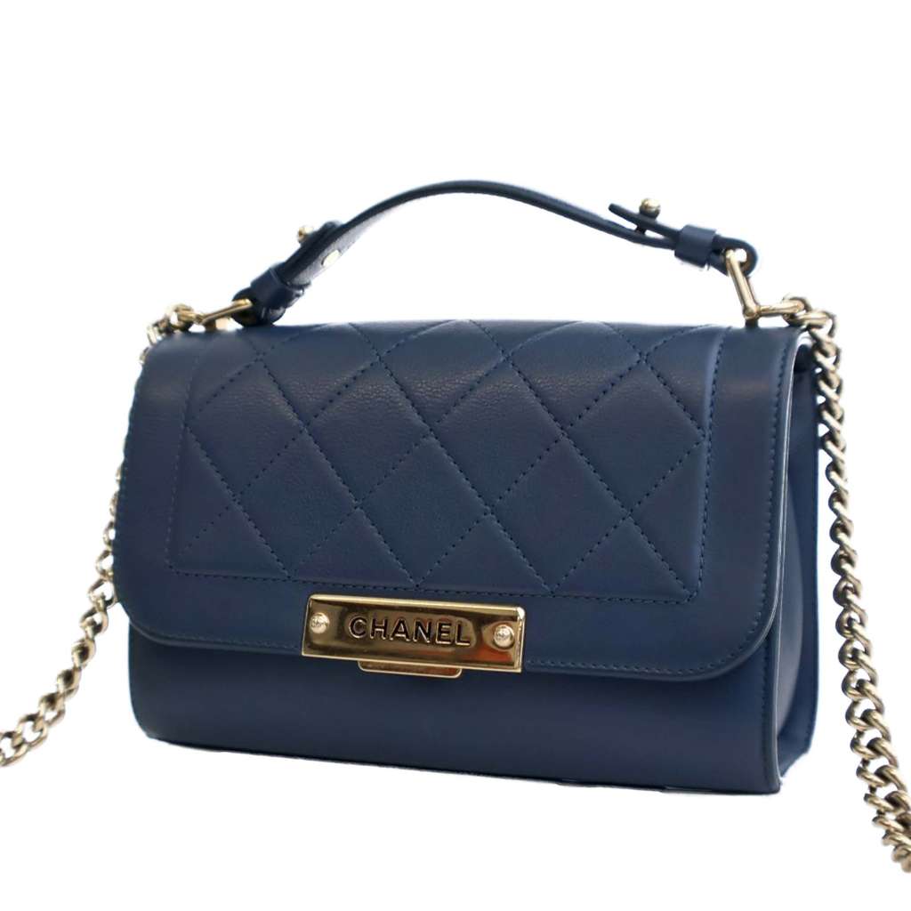 Chanel Small Quilted Grained Calfskin Label Click Flap - Image 6