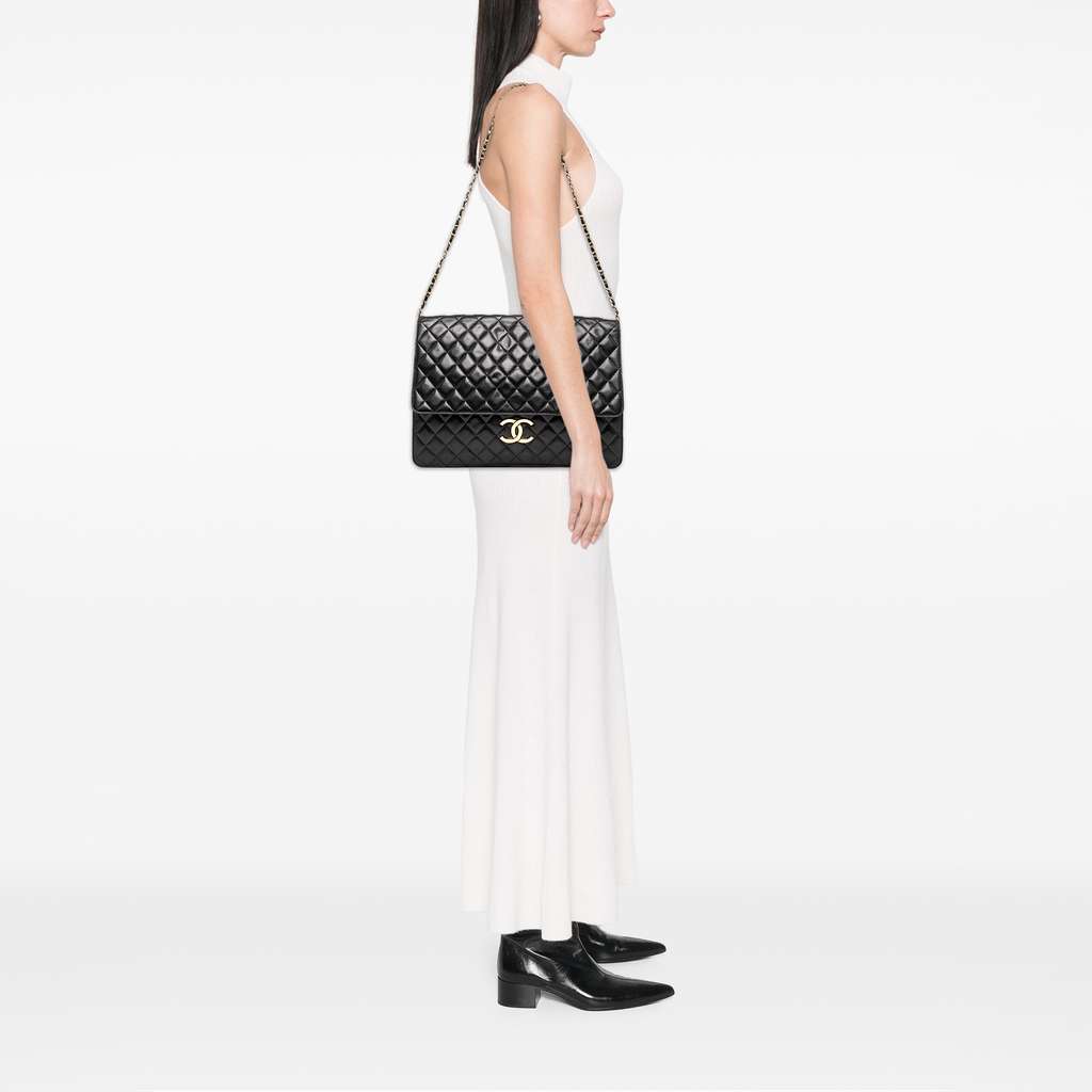 Chanel Jumbo XL Quilted Lambskin Clutch With Chain - Image 13