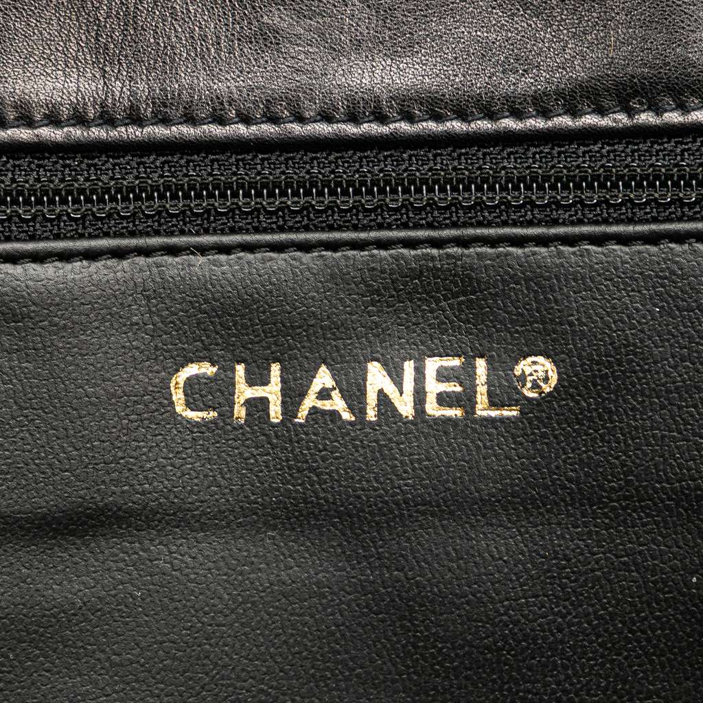 Chanel Jumbo XL Quilted Lambskin Clutch With Chain - Side view