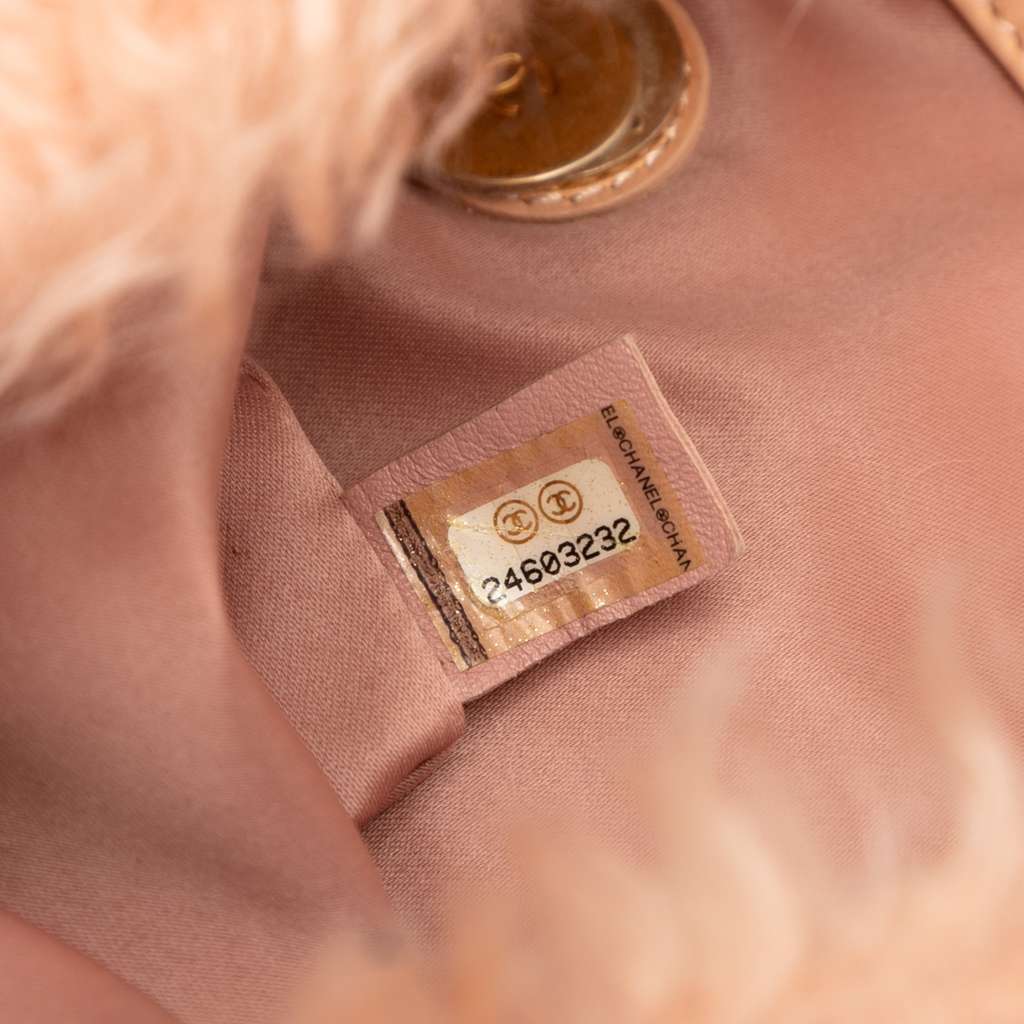 Chanel CC Fantasy Fur Clutch with Chain - Detail 1