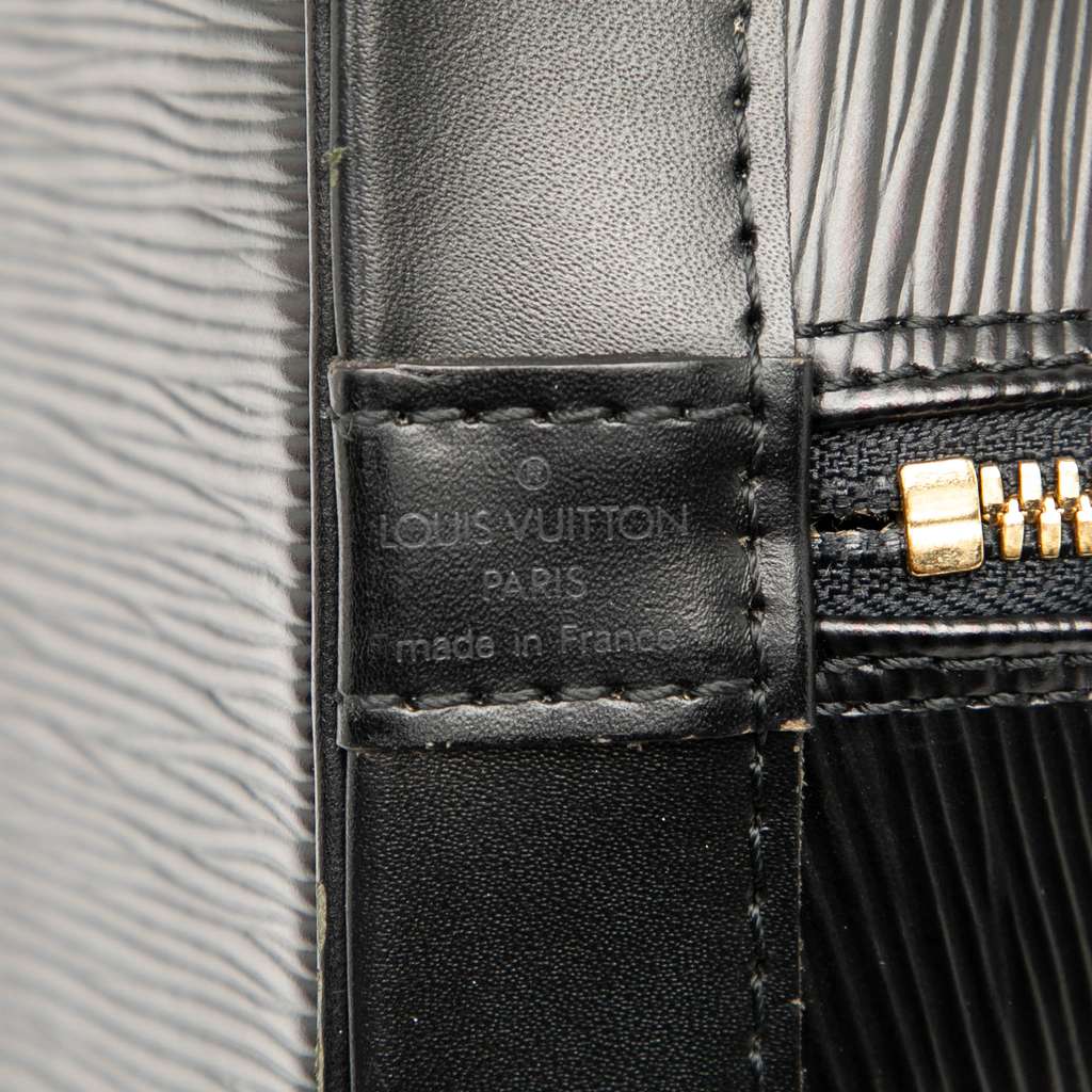 Louis Vuitton Epi Alma PM - Side view