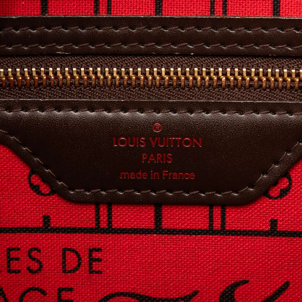 Louis Vuitton Damier Ebene Neverfull PM - Side view