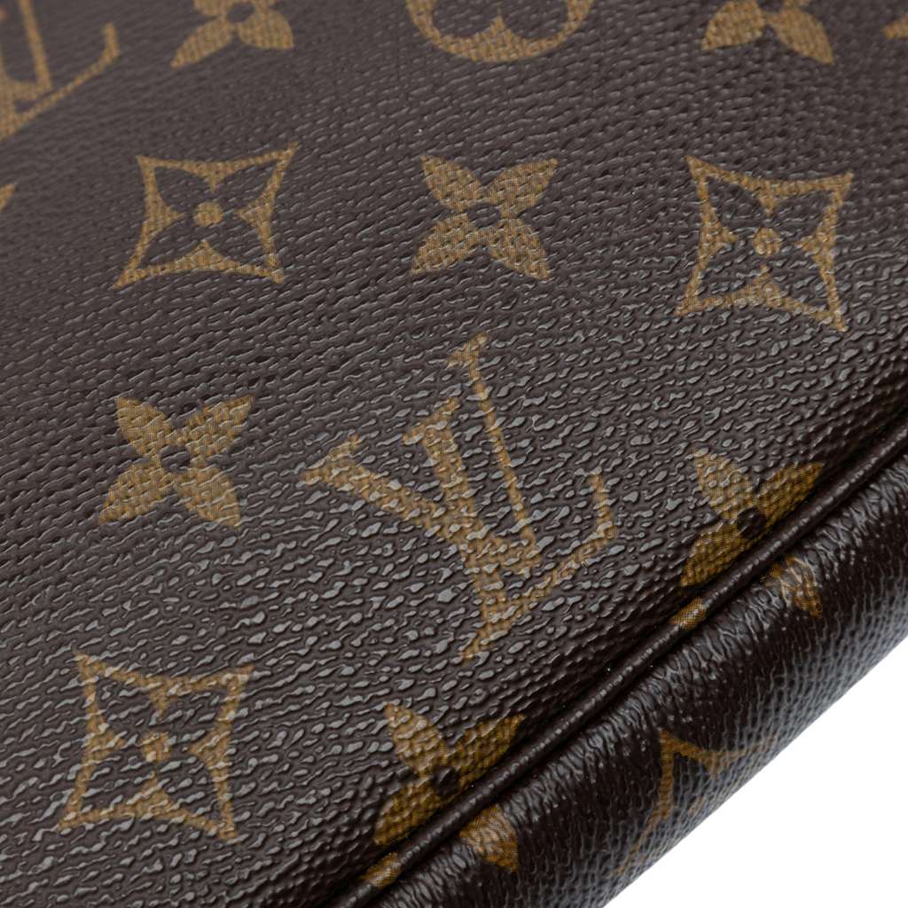 Louis Vuitton Monogram Pochette Accessoires - Detail 1
