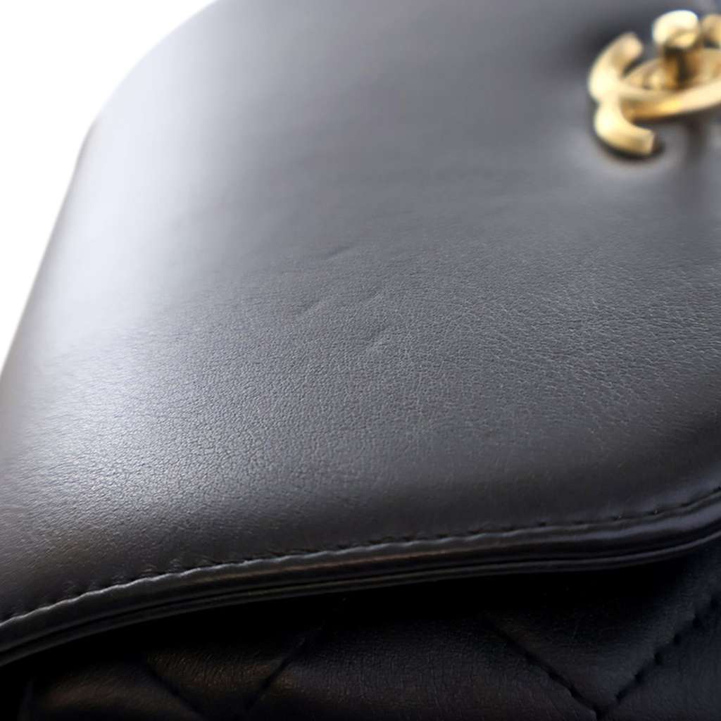 Chanel Quilted Goatskin Side Chain Compartment Flap - Detail 2