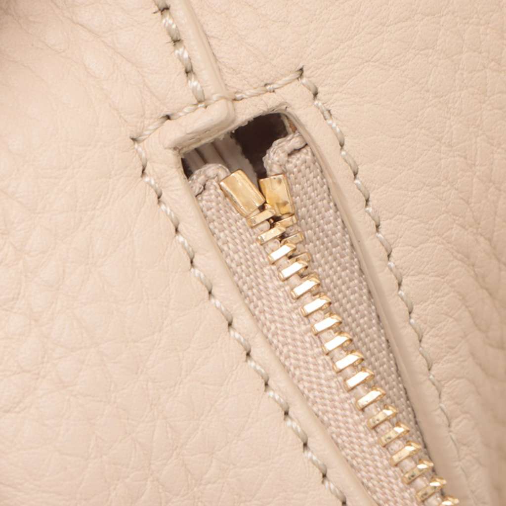 The Row Large Leather Everyday Hobo - Detail 1