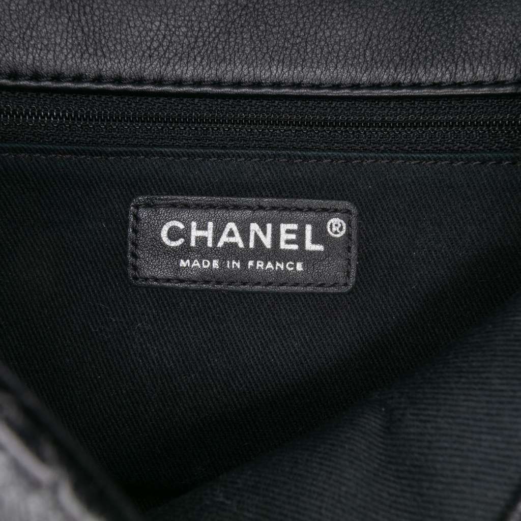 Chanel CC Quilted Lambskin Single Flap - Side view
