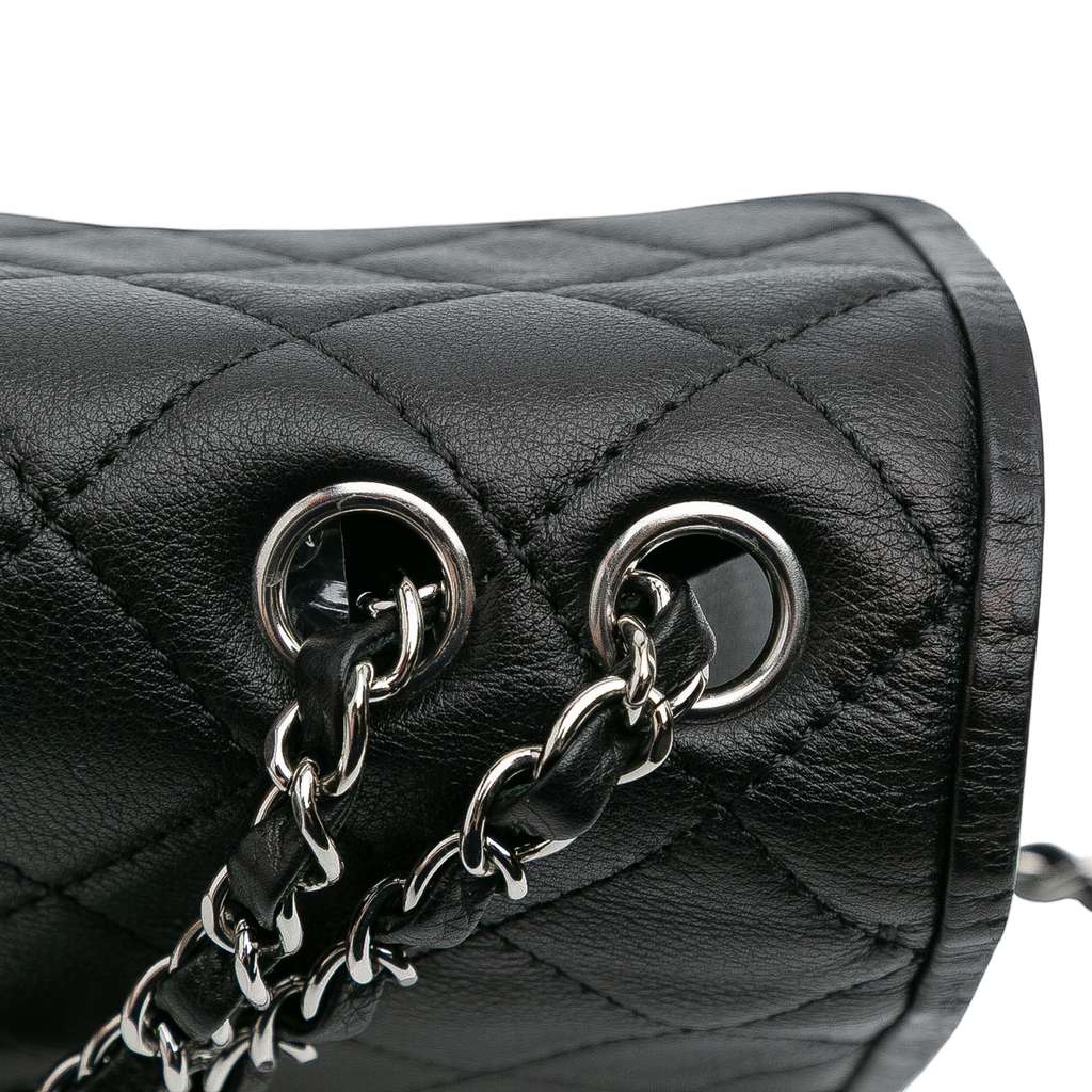 Chanel CC Quilted Lambskin Single Flap - Image 11