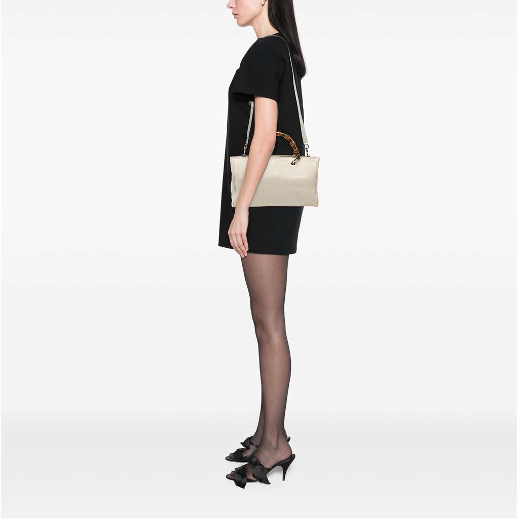 Gucci Medium Calfskin Bamboo Shopper Satchel - Detail 2