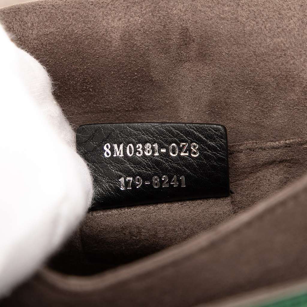 Fendi Small Leather Scalloped Kan I Crossbody - Detail 1