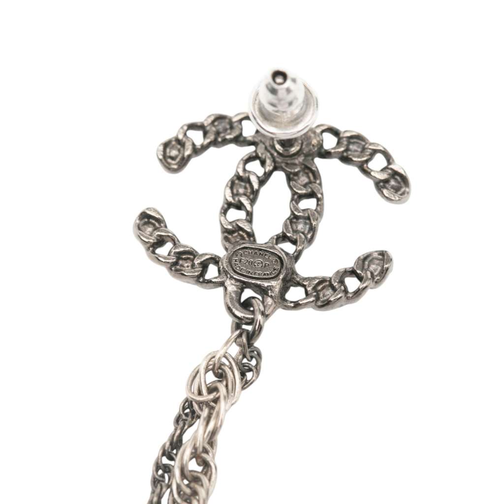 Chanel Silver CC Single Cuff Push Back Earring - Image 6