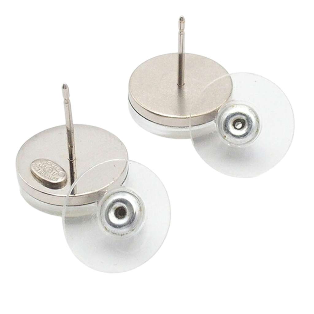 Chanel Resin and Silver Plated CC Round Push Back Earrings - Image 6