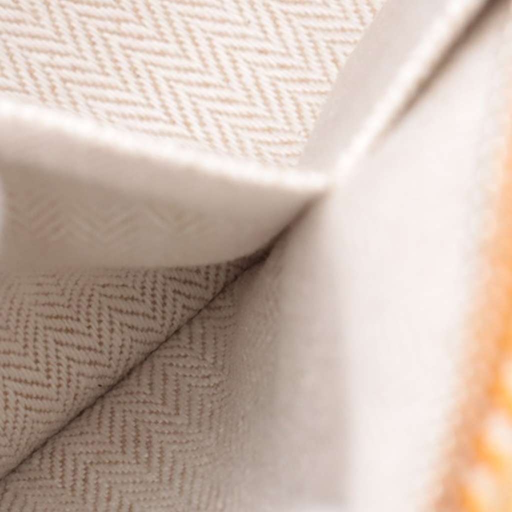 Hermès Small Wool Bride a Brac Au Carre Case - Side view