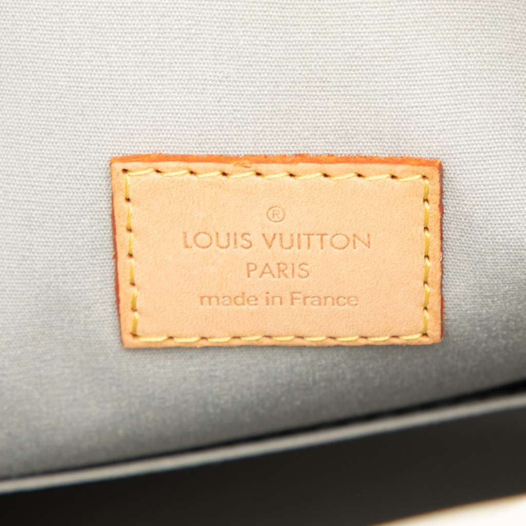 Louis Vuitton Monogram Vernis Brentwood - Side view