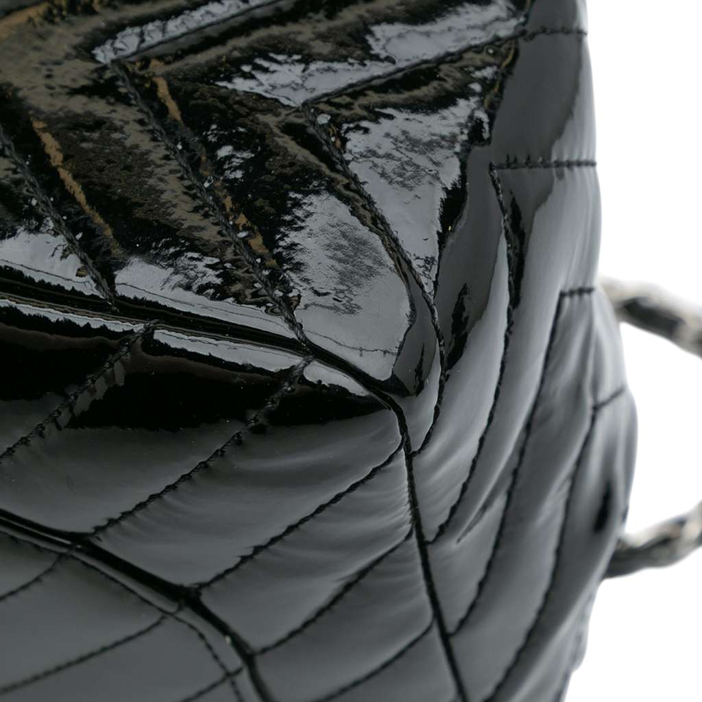Chanel Jumbo Classic Chevron Patent Single Flap - Image 10