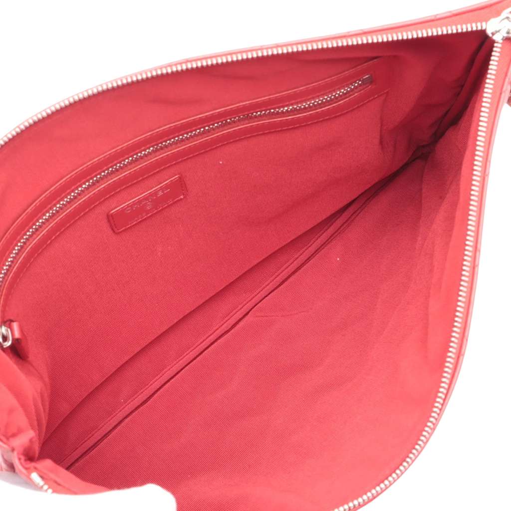 Chanel Large Quilted lambskin Cosmetic Case - Image 6