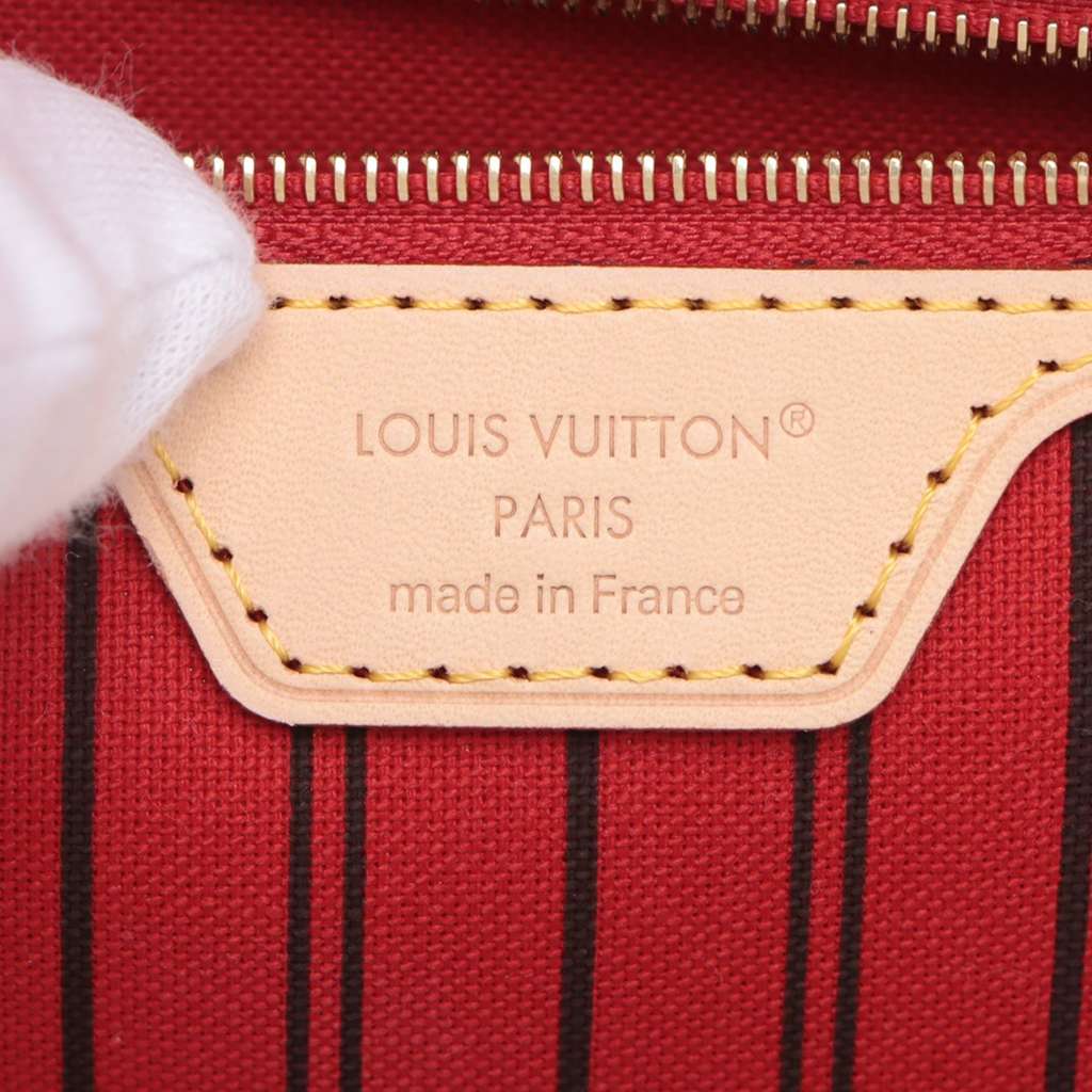 Louis Vuitton Monogram Neverfull Bandouliere Inside Out MM - Side view