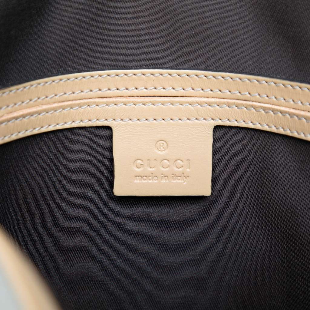 Gucci GG Supreme Crossbody - Side view
