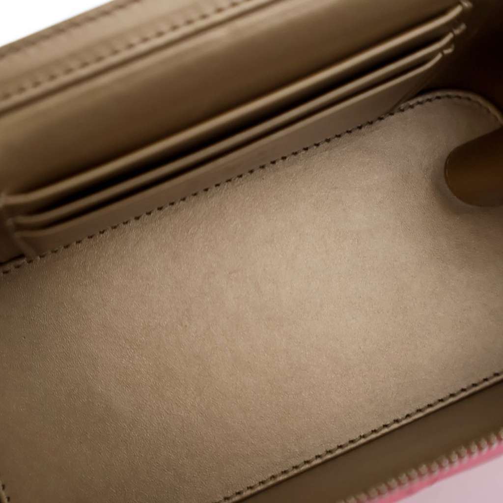 Chanel Small Quilted Lambskin Pearl Crush Vanity Case with Chain - Detail 1