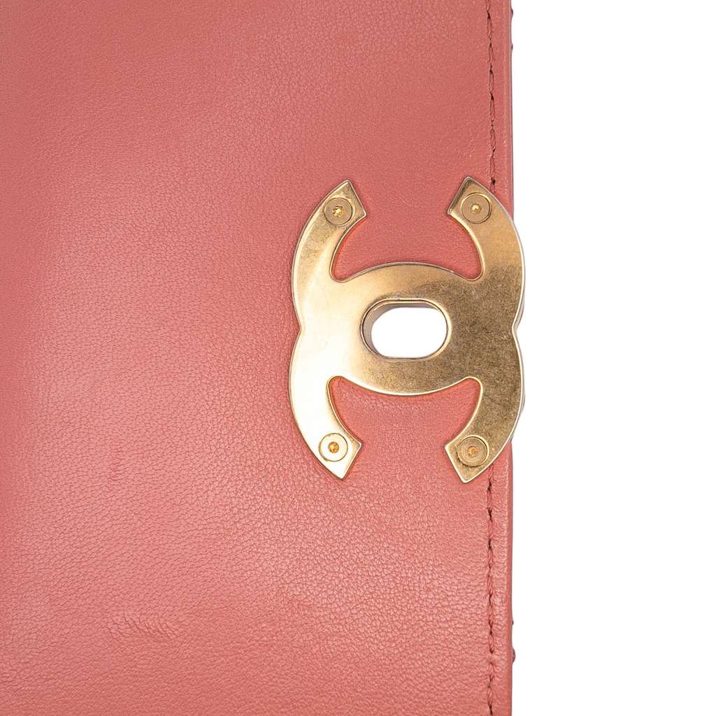 Chanel Quilted Lambskin Chain Infinity Top Handle Bag - Detail 1